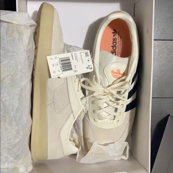 Adidas collectable sneakers aloha super skateboard - Picture 4 of 4